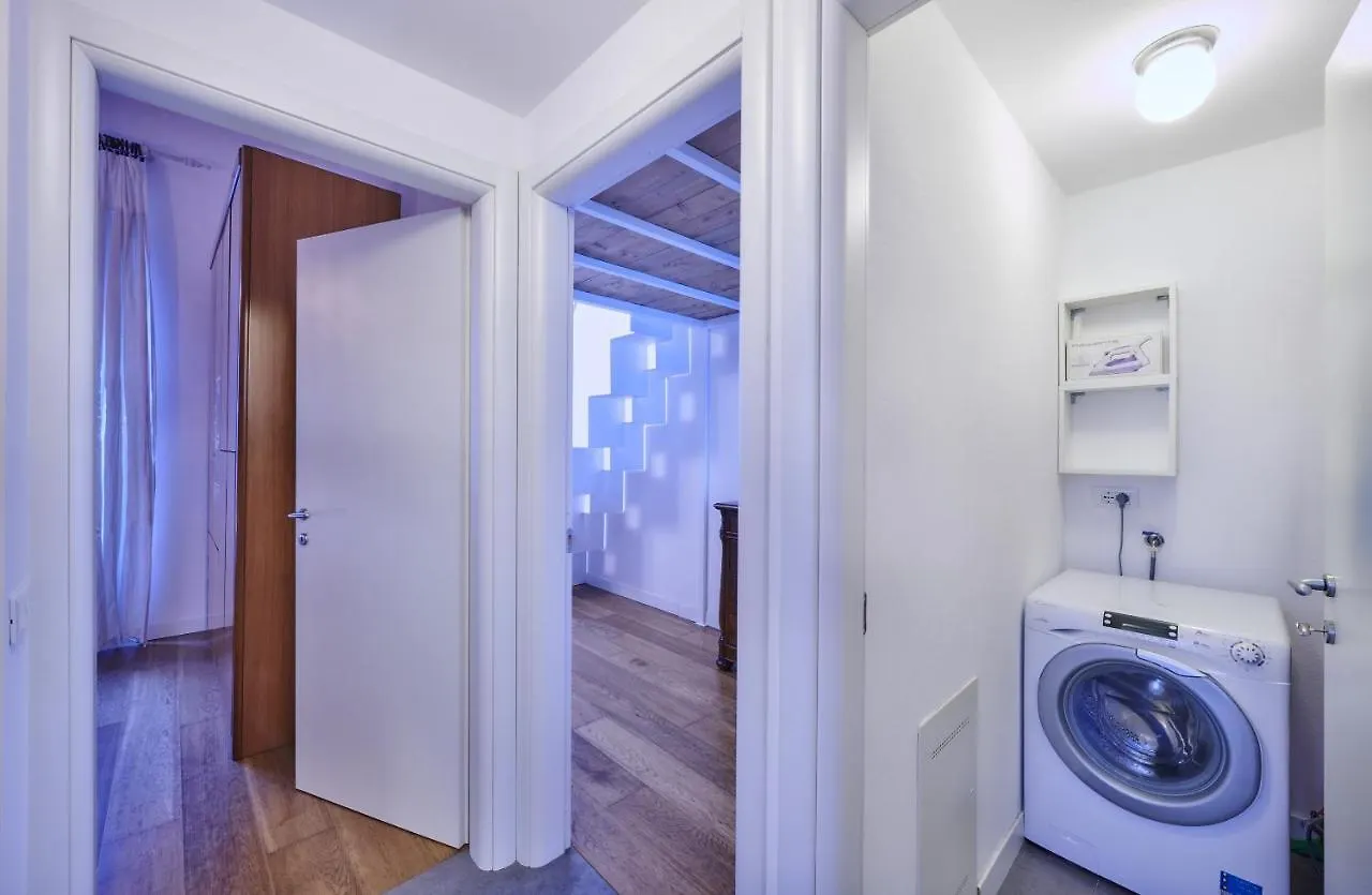 Brera Moscova Trilocale Apartment Milan