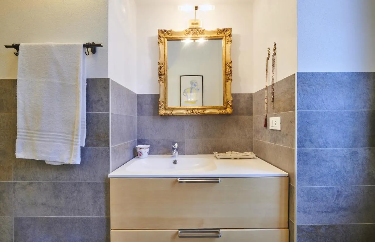 Brera Moscova Trilocale Apartment Milan Italy